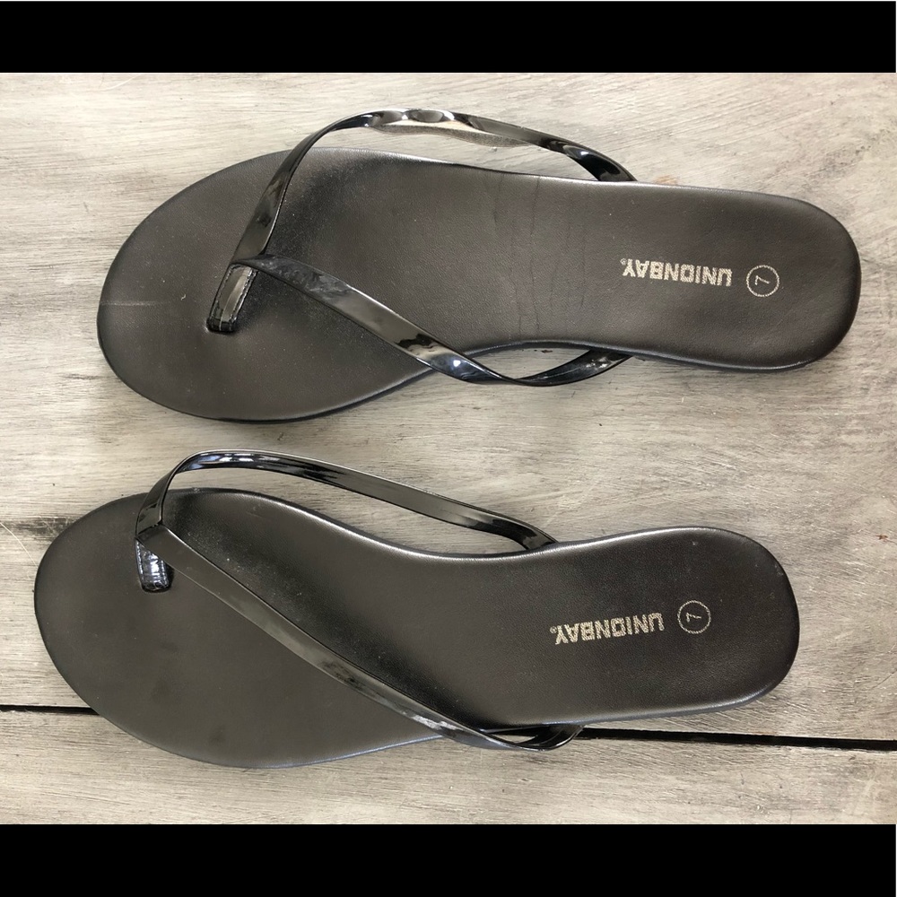 Black flip flops
